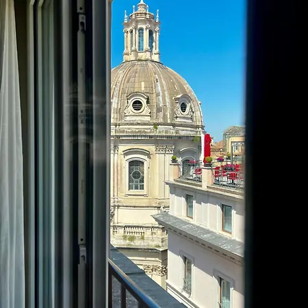 Elegant And Luxury @altare Della Patria * Rome