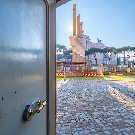 Apartment Elegant And Luxury @altare Della Patria Rome